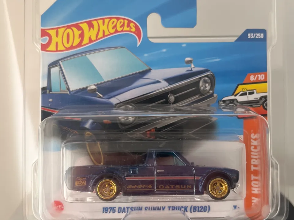 Hot Wheels 1975 Datsun Sunny Truck Super Treasure Hunt