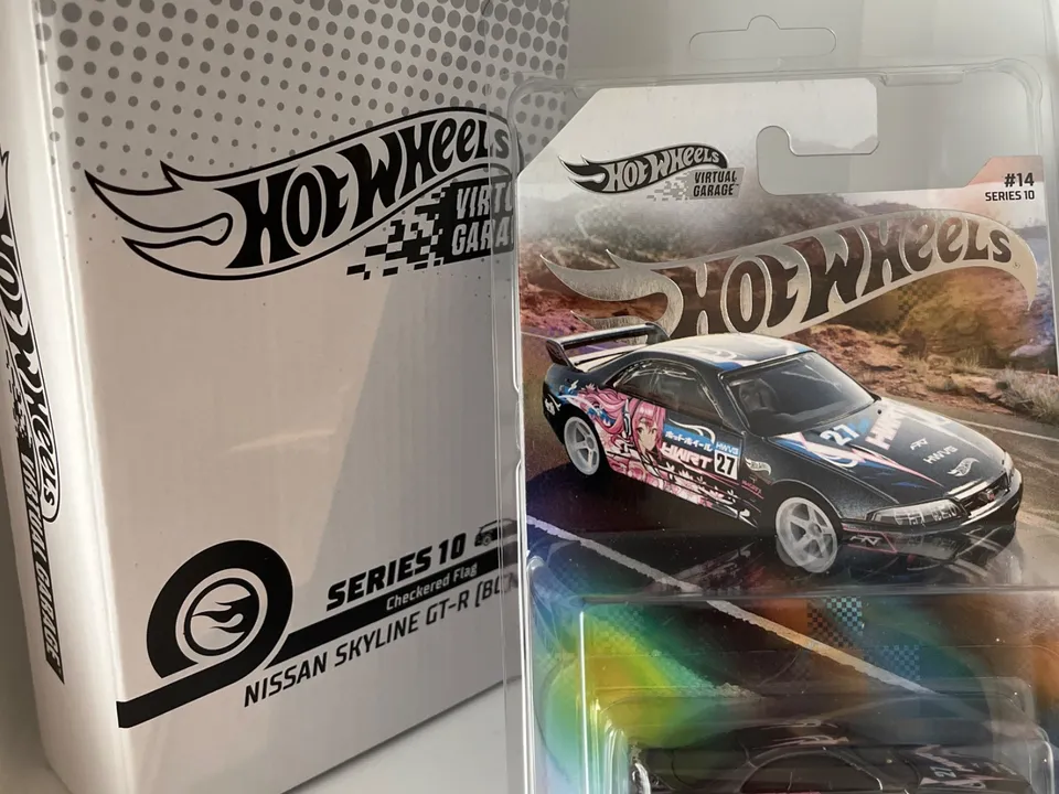 Hot Wheels Virtual Garage S10 Nissan Skyline GT-R (R33)
