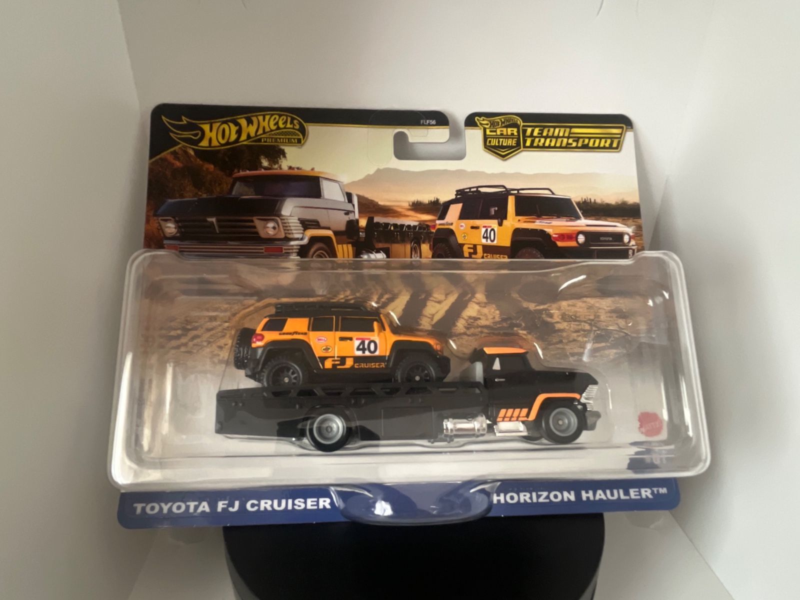 Toyota FJ Cruiser Team Transport