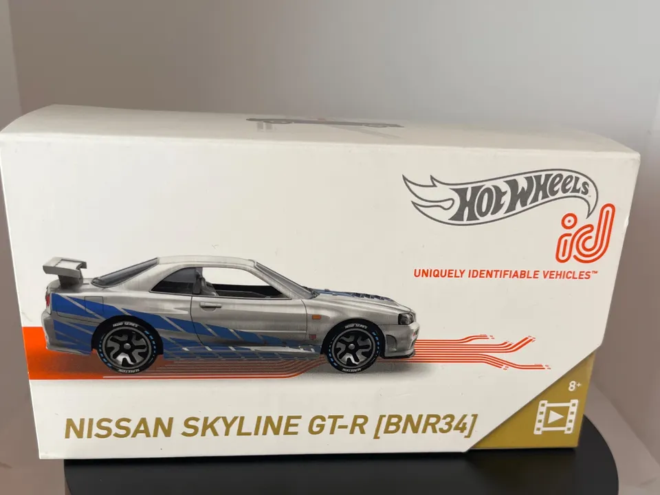 id Series 2 Nissan Skyline GT-R (R34)