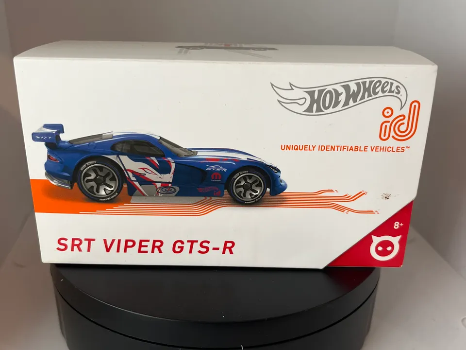 id Series 1 SRT Viper GTS-R