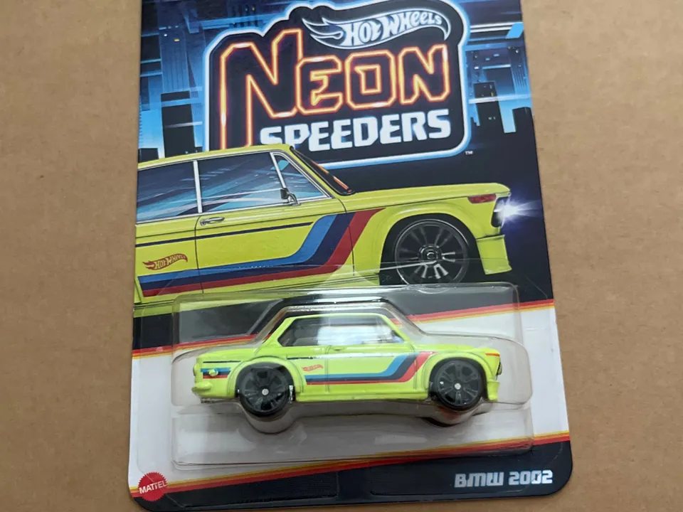 BMW 2002 Neon Speeders - Yellow