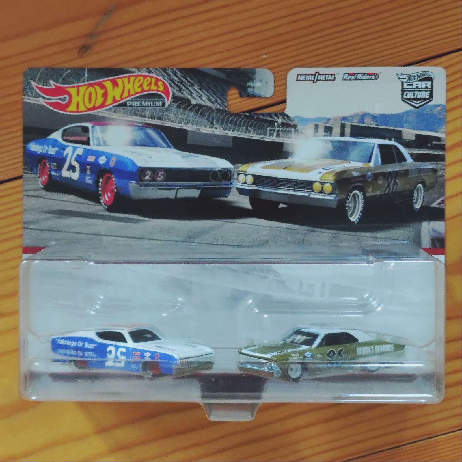 Hot Wheels Premium Car Culture: Talladega Or Bust 2-Car Set